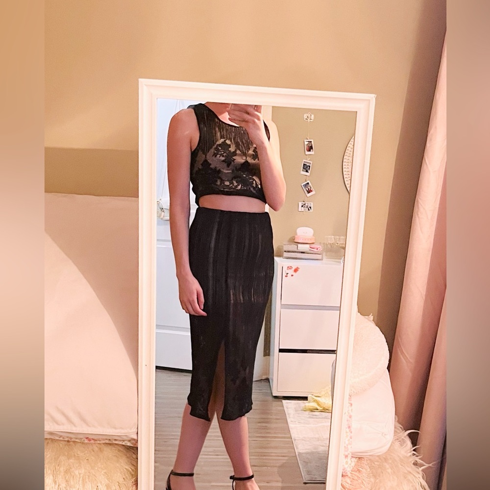 Lacey skirt shirt set